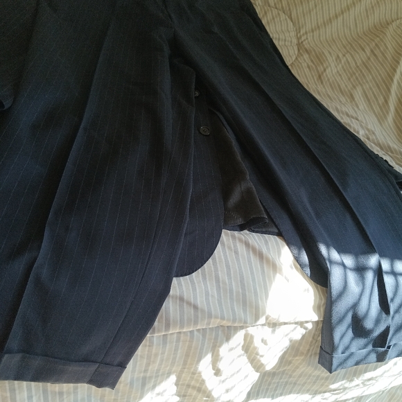 A Blue Strip 50L 46W 32L Suit - Picture 8 of 10